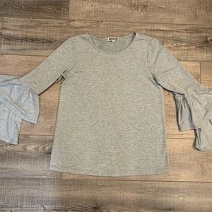 Flared sleeve Knit Top